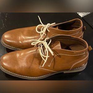 Men’s casual shoes